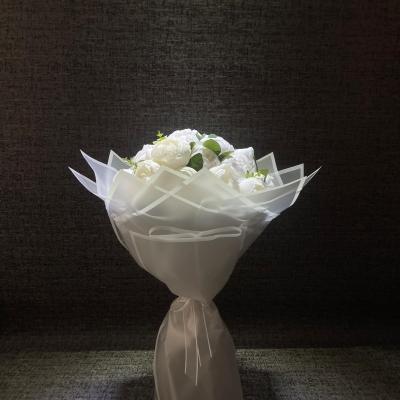 Beyaz Yapay Şakayık Buketi